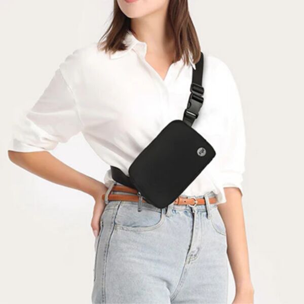 Everywhere Belt Bag (LuLu Dupe) Thumbnail